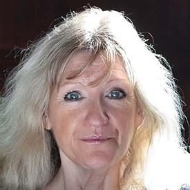 Nicola Clayton